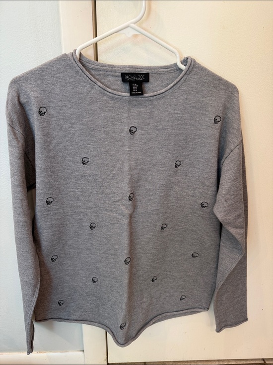 Rachel Zoe Sweaters - Rachel Zoe Gray Sweater with Skulls